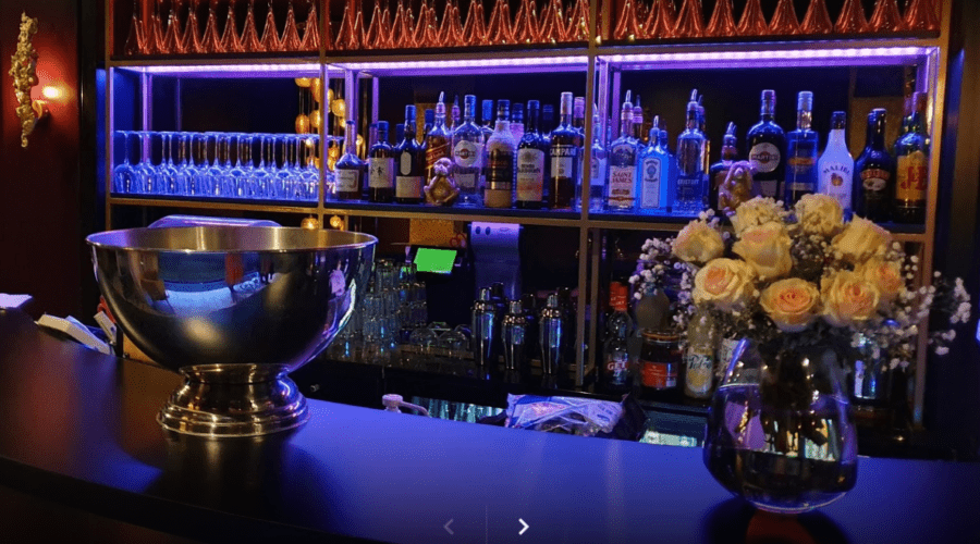 Le bar su secret (club parisien)
