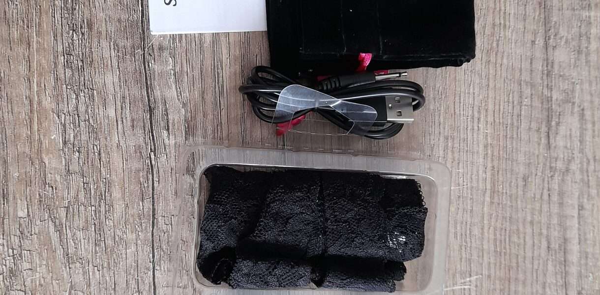Culotte vibrante dans sa boîte avec télécommande